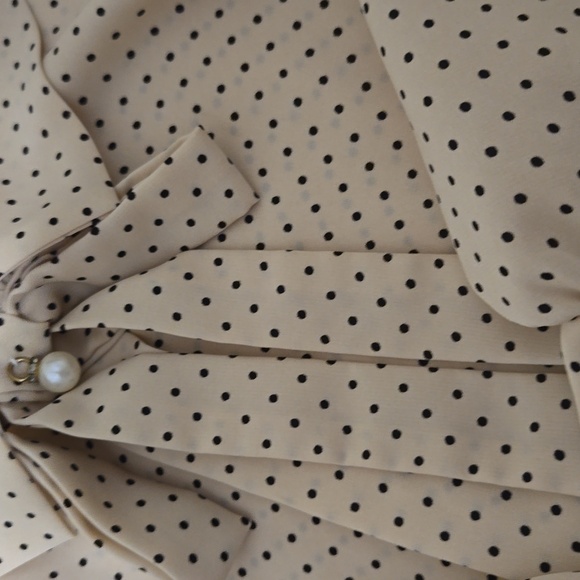 High Collection Blouse - Picture 7 of 7